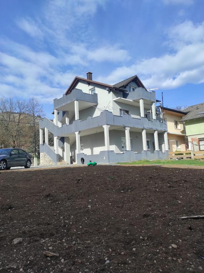 Hotel Prenociste Ljiljana 2 Livno Exteriér fotografie